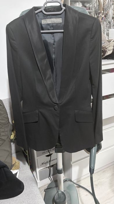 Sacou Zara negru stofă cu guler satinat S