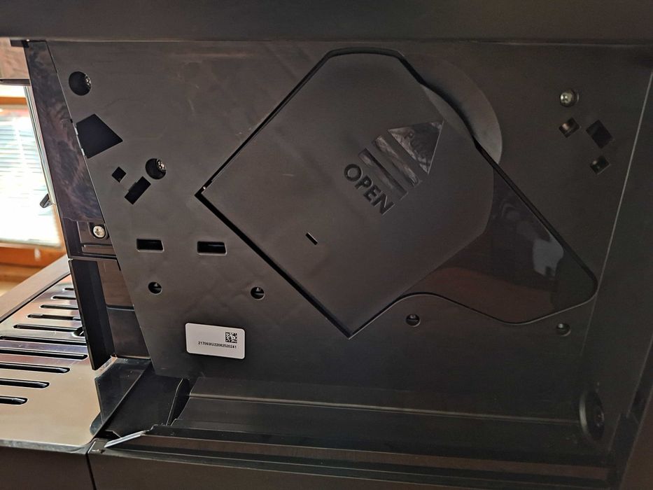 Кафеавтомат DeLonghi Magnifica Evo ECAM 292.81.B