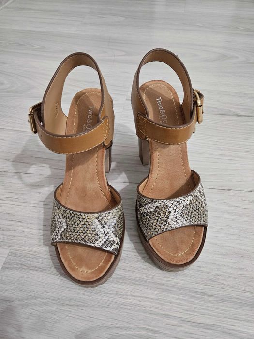 Дамси сандали на ток