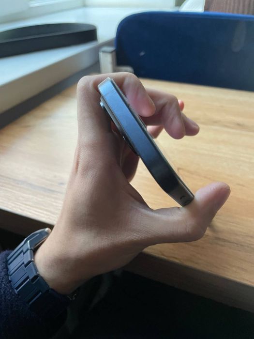 iPhone 15 Pro, 256 GB