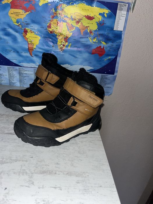 зимни обувки /апрески Geox J TREKKYUP B ABX Е