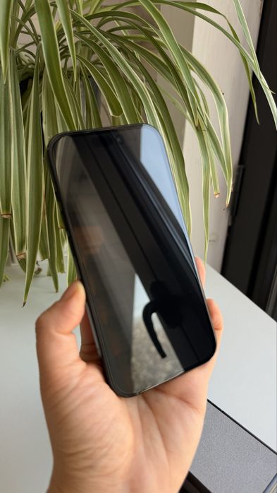 Продаю iPhone 15 128Gb