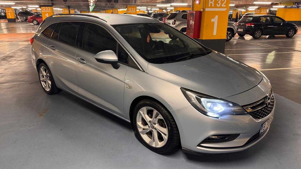 Opel Astra K Sports Tourer Innovation B (Wagon), 1.6 BiTurbo Diesel (160 CP) TVA deductibil
