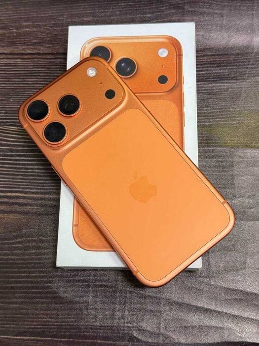 Apple IPhone 17 Pro (Республики 27б) лот 7846