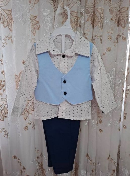 Costum elegant pt. băiat !