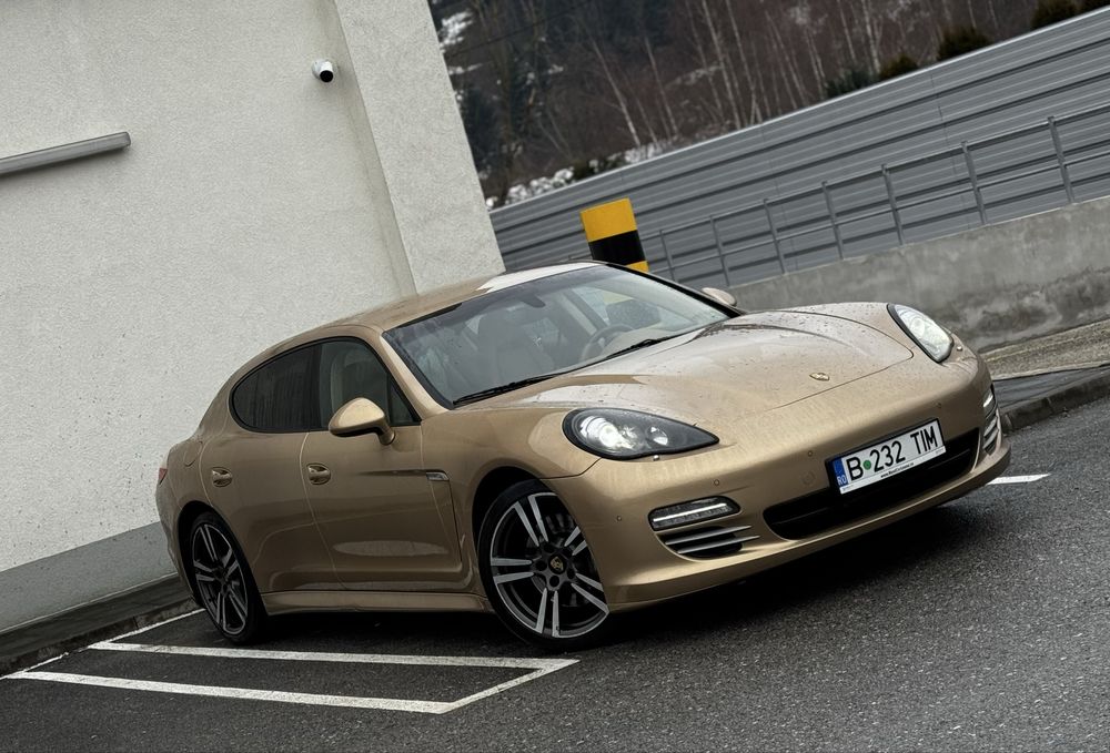 Porsche Panamera 3.6 300cp