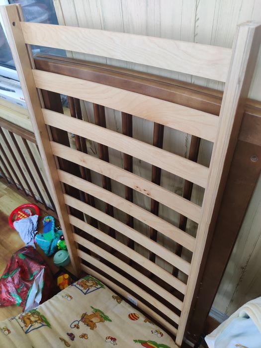 Продам детскую кровать