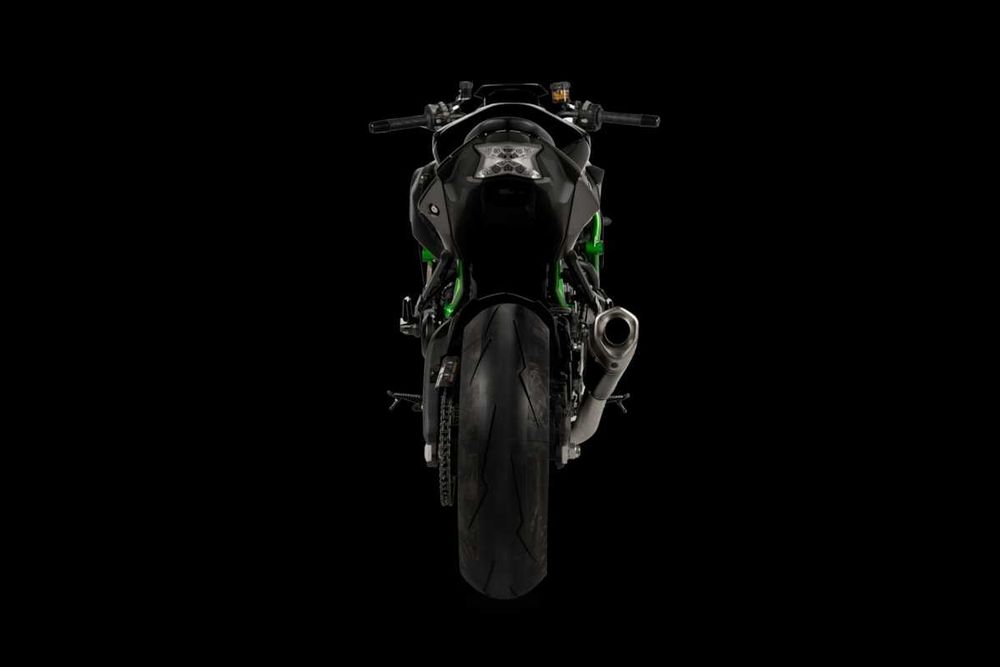 Akrapovic Slip-On Line (Titanium) Kawasaki Z H2