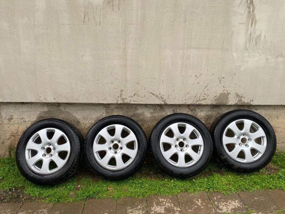 Vand jante Audi sau  VW marimea   255  55  18  cu anvelope de iarna