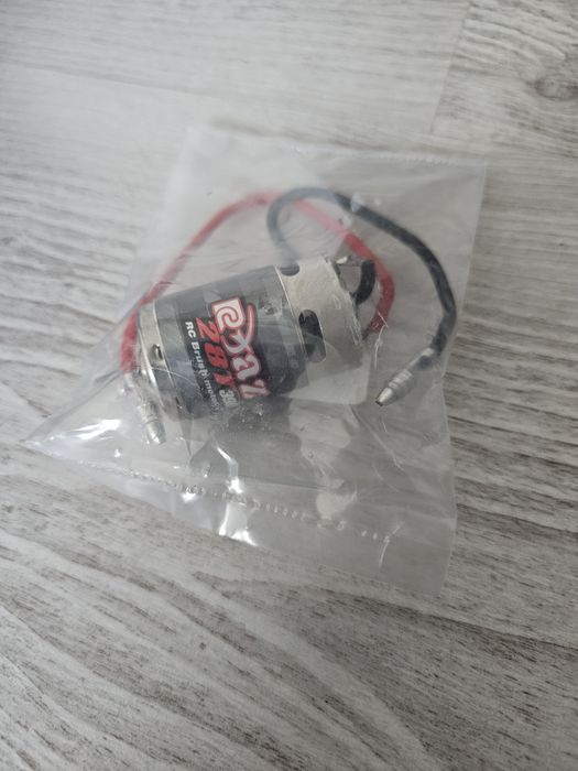 Motor periat 390 28T pt automodele cu telecomanda RC