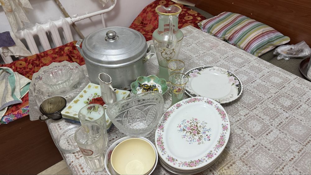 Ыдысаяқ сатамын ескі бірақ жақсы