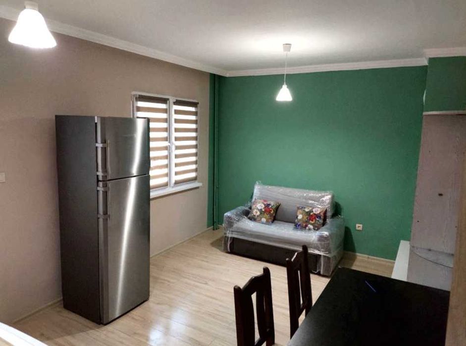 Дава се под наем Четиристаен апартамент в Пловдив, Тракия - 100 кв.м за 375 € - Снимка #3