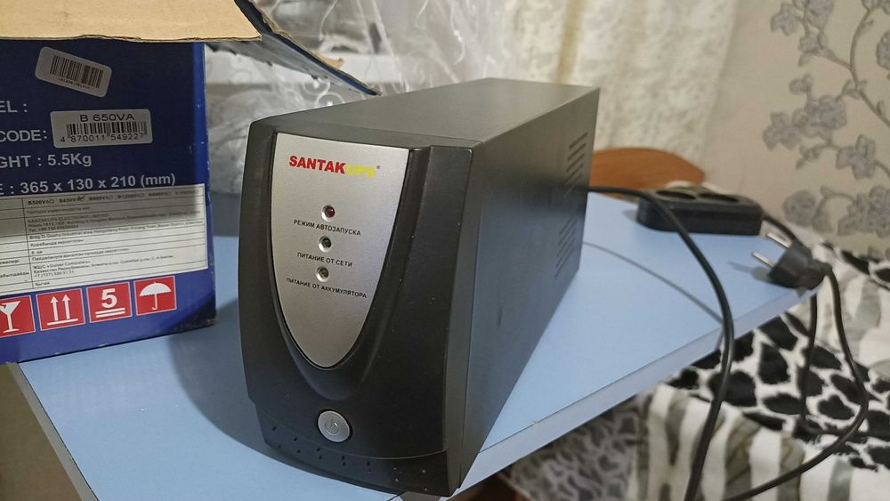 Продается бесперебойник UPS SANTAK новый