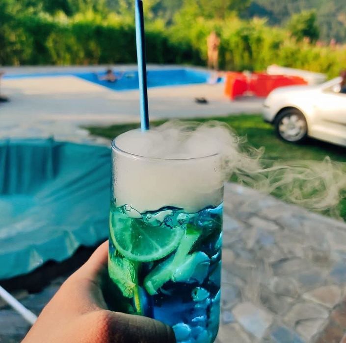 Cocktail bar / Bar mobil / Barmani / Nunți/Majorate/evenimente