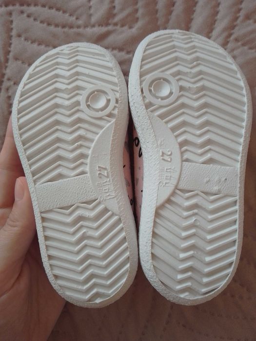 Детски пантофи 27 номер