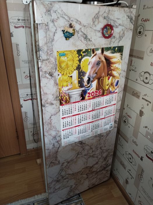 Продам холодильник,все работает!!!