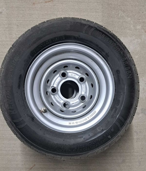 Гуми с Джанти за платформа