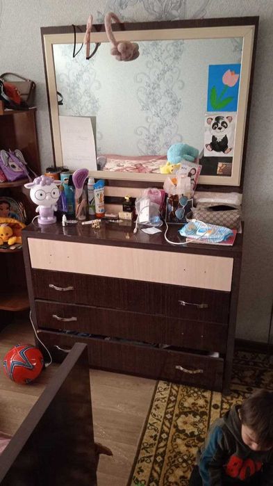 Спальный гарнитур