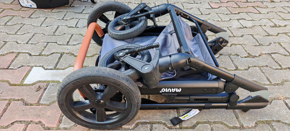 Carucior  Bebelusi Mavio Adventure  (Landou Reversibil, Scoica Copii)