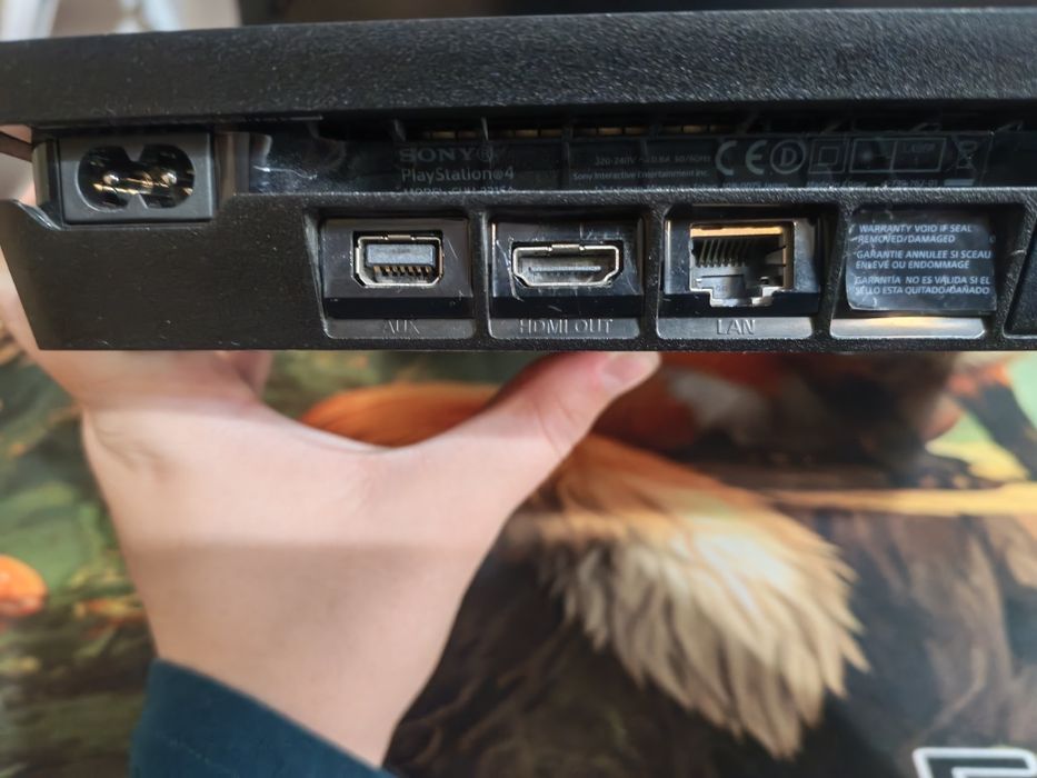 PlayStation 4 slim