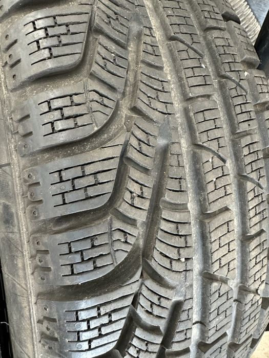 205/60R16, 225/55R19, 215/60R17 Continental, Pirelli anvelope iarna