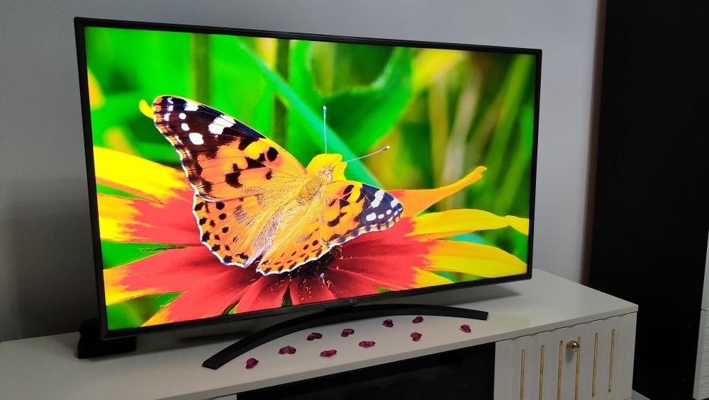 Телевизор LG 50 inch 127 sm