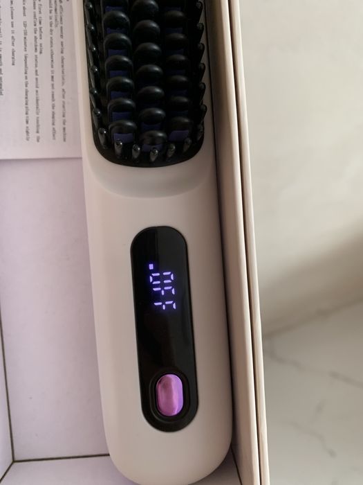 Perie de indreptat parul