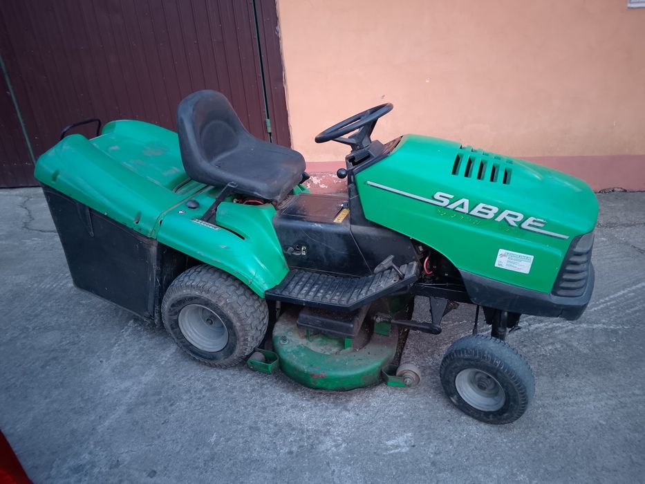 Tractoraș gazon 15 hc