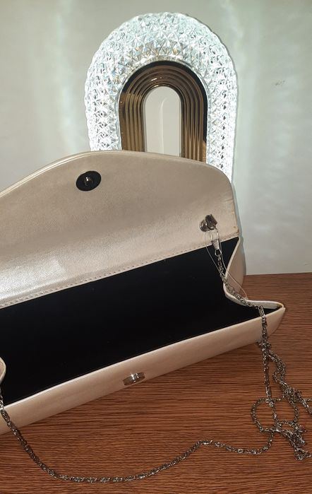 Poseta mireasa Ivory