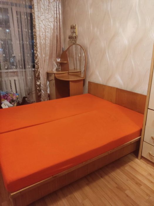 Односпальная кровать