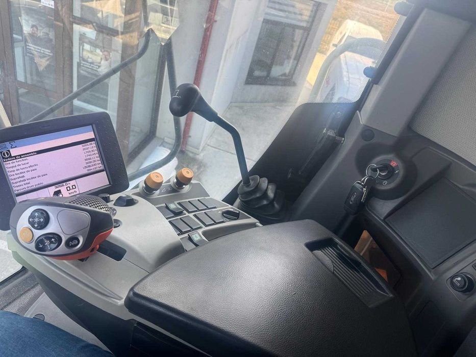 Combina CLAAS TUCANO 320