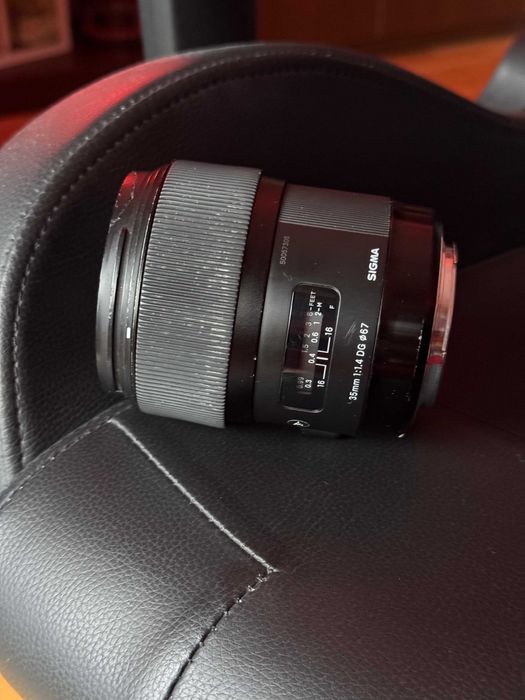 Obiectiv Sigma ART 35mm F1.4 - Canon EF + Adaptor Sony E