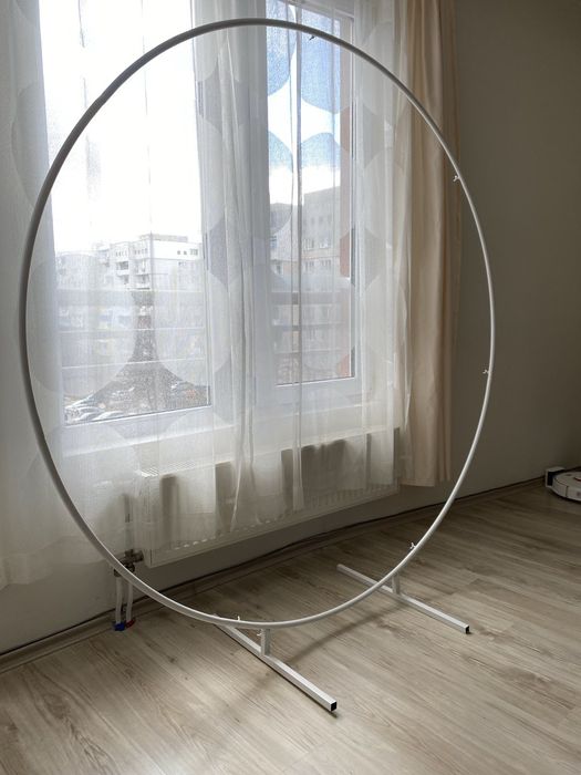 Кръгла метална арка за декорация и помпа за балони