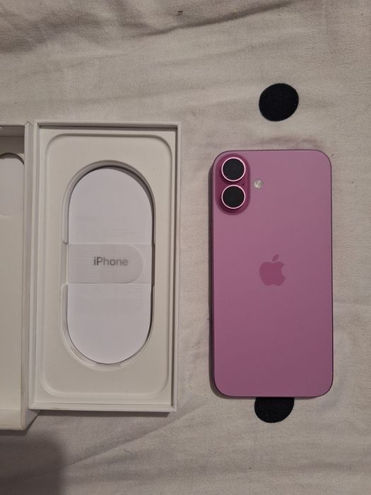 Iphone 16 Plus 128 Gb Pink, Ca nou, 93 % Sănătatea bateriei originale