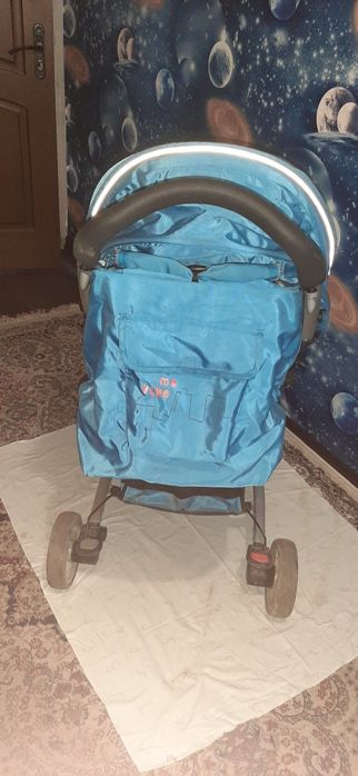 Детская прогулочная коляска