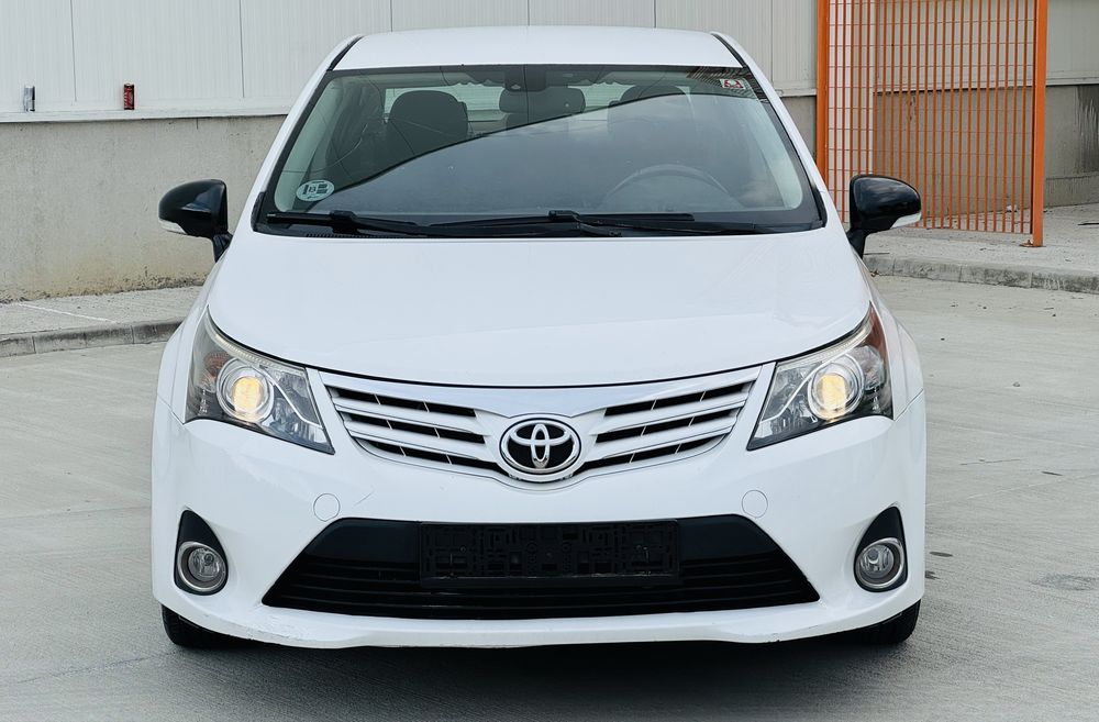 TOYOTA Avensis 2010 — imagine 12