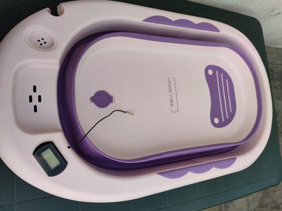 Cădiță bebe cu termometru!