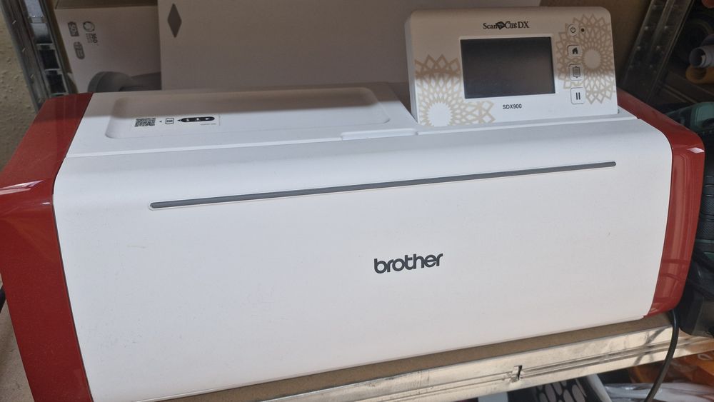 Плотер Brother SDX900