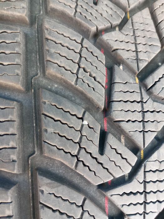 235/55 R19 Dunlop Winter sport DOT 2521