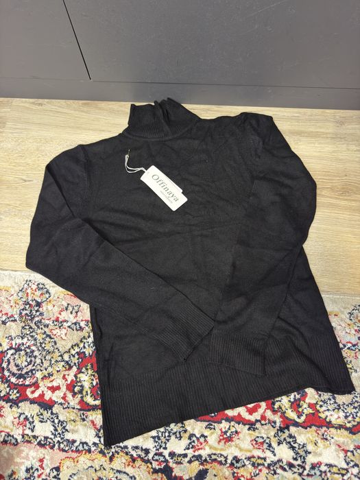 Пальто, сумка, кофта, ботильоны.