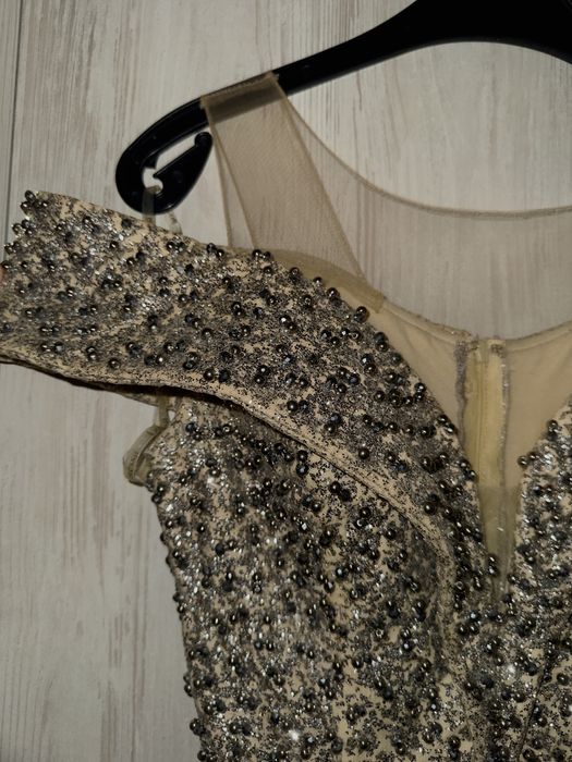 Бална рокля в отлично състояние