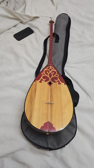 Продам Домбыра, ученическую