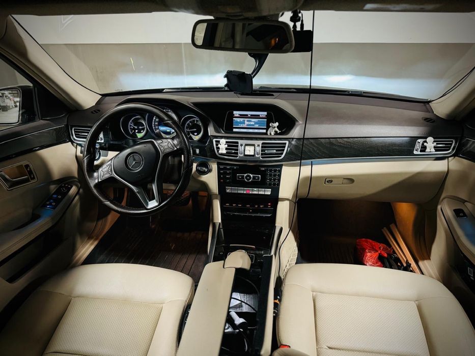 Mercedes-Benz E220 CDi 170 Cp Avantgarde 2015 Automata 9G Tronic
