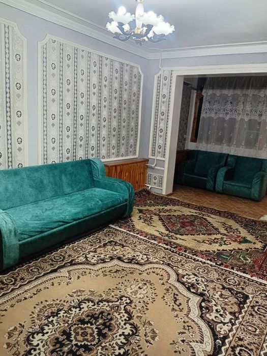 Сдается СВОЯ 2х ком квартира около метро  со свежей косметикой