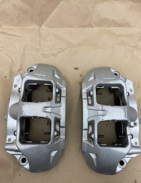 Etrieri AMG Brembo față