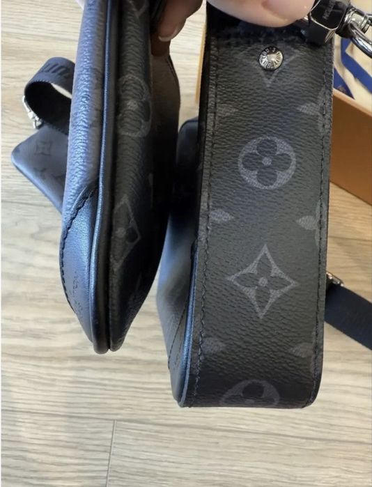 Сумка Louis Vuitton Trio Messenger leather bag