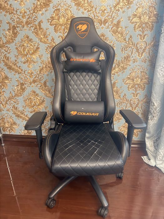 Продаю игровую креслу