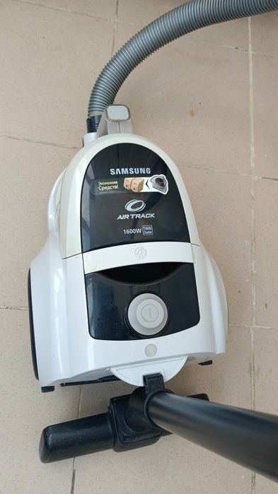 Пылесос Samsung 1600w