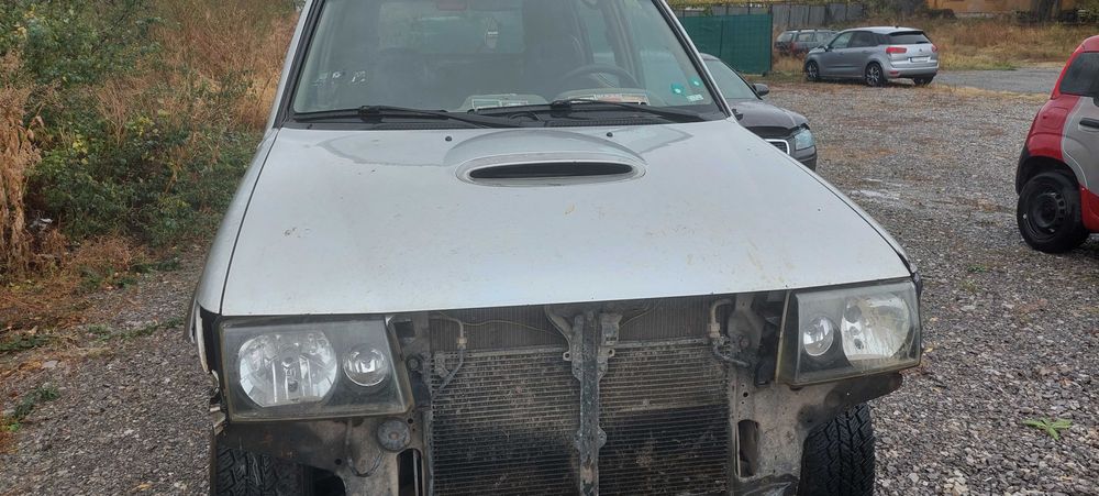 Nissan Terrano 2.7 TDI , Нисан Терано на части! 
Май 2002, Джип