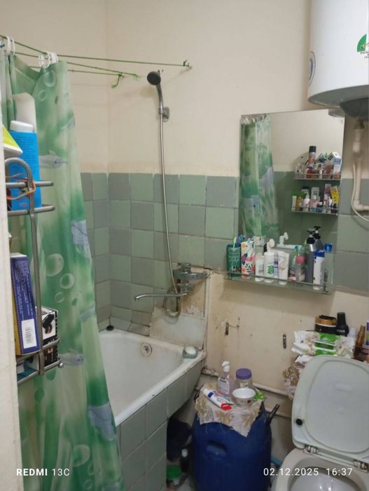 Срочно прлдаеться 1 комнатная квартира в городе Чирчик 3 микрарайоне